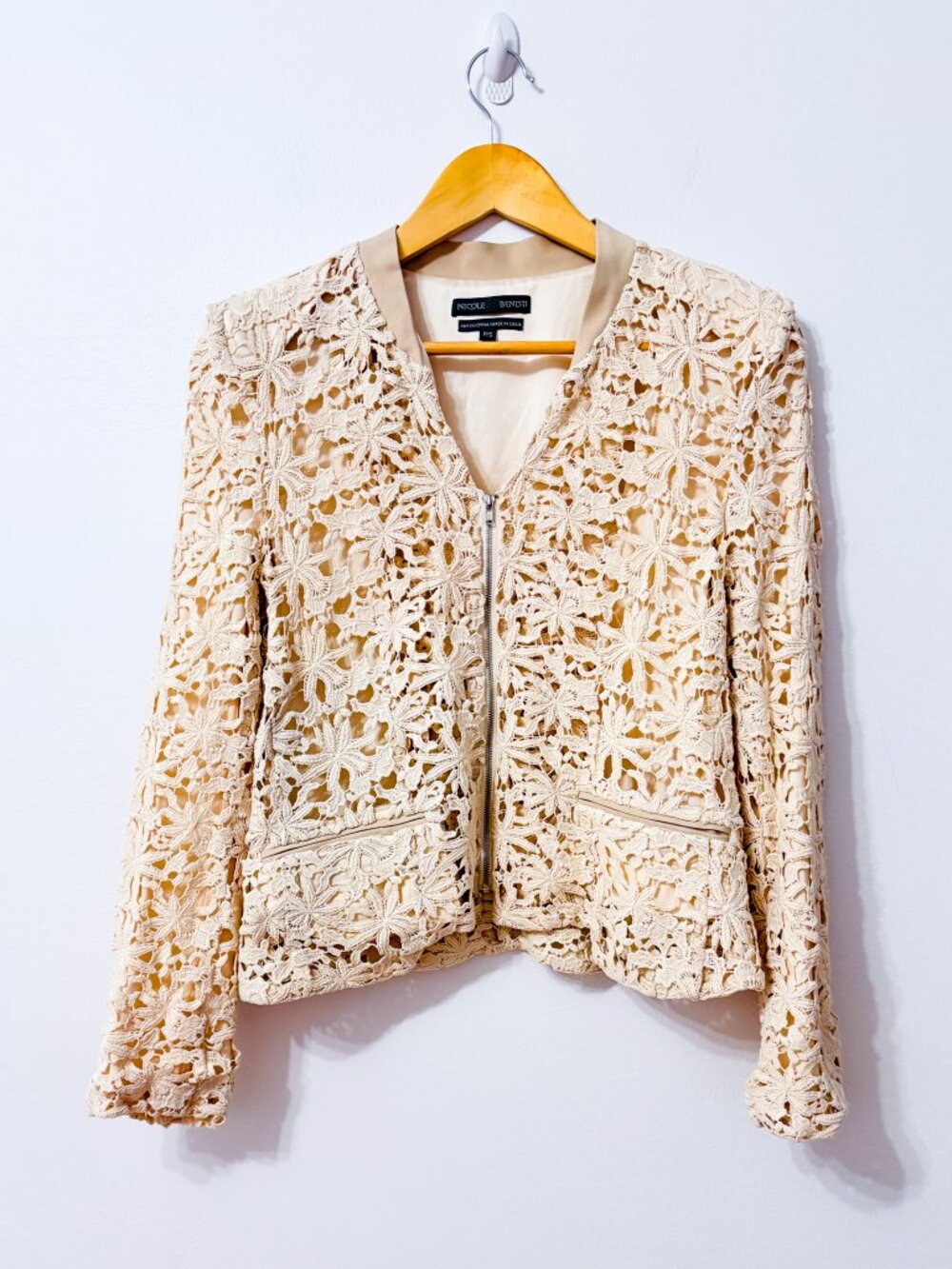 NICOLE BENISTI Beige Floral Crochet Lace Zip Front Jacket Small